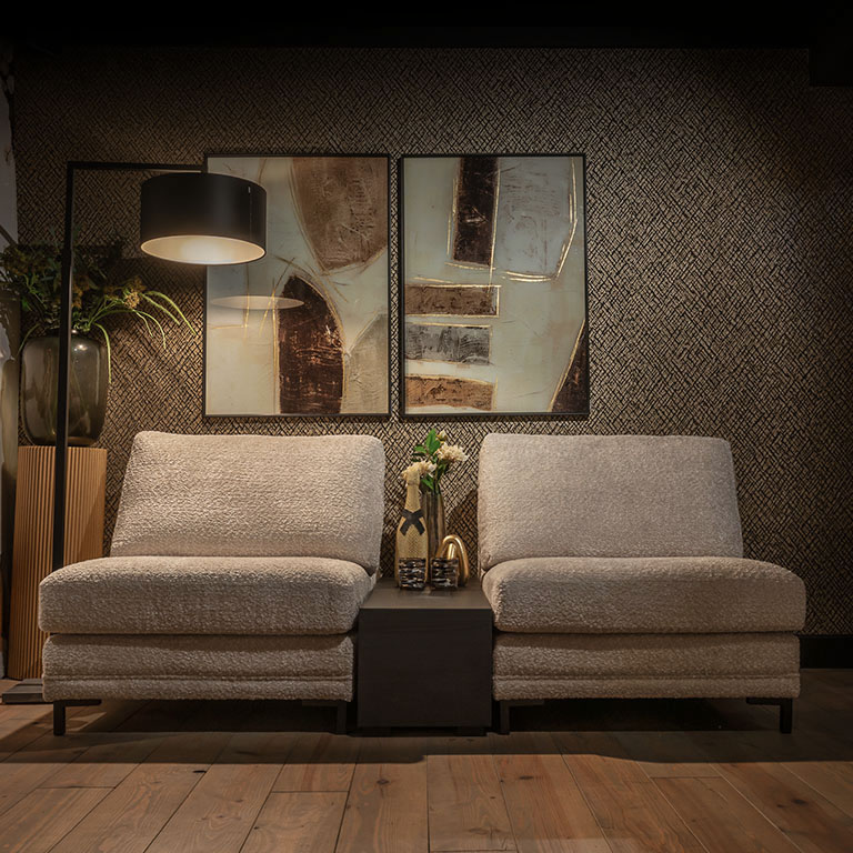 Quinn sofa in de stof Marino Nature met Carl Block Low als praktische tussen tafel.